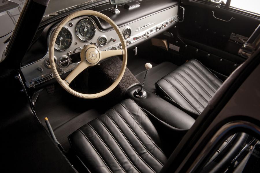 Интерьер Mercedes-Benz 300 SL 1955 года  (фото 68 из 233)